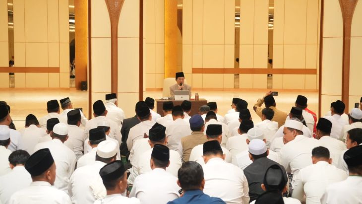 Menag Nasaruddin Umar saat mengisi kajian subuh perdana di Masjid Negara, Ibu Kota Nusantara (IKN),