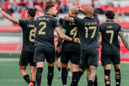 Malut United, Pesta Gol, Gelontor Gawang, PSBS Biak 6-2