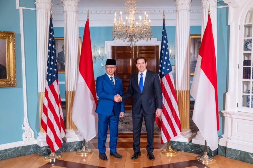 Menlu Ri dan timpalannya dari AS melakukan pertemuan bilateral pada Kamis (19/02/2026). Foto: Dpk Kemlu RI