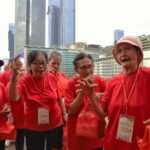 Puluhan lansia ikuti jalan sehat di kawasan Bundaran HI, Jakarta Pusat. Foto: Ist