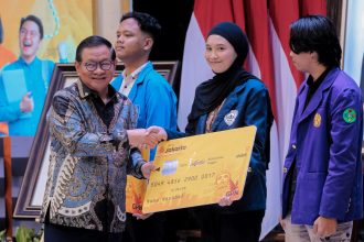 Penyerahan KJMU oleh Gubernur DKI Jakarta, Pramono Anung. Foto: Ist