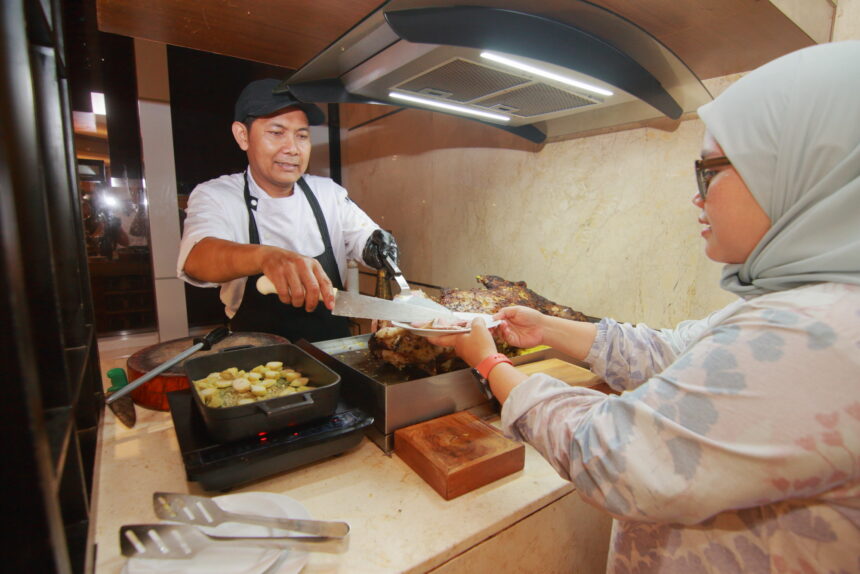 The Grove Suites by Grand Aston hadirkan Ramadan bertema “Ramadan Heritage Glow – Glow in the Spirit of Nusantara." (Alidrian Fahwi/ipol.id).