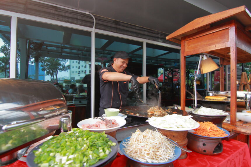 Ramadan Showcase Swiss-Belresidences Rasuna Epicentrum. (Alidrian Fahwi/ipol.id).
