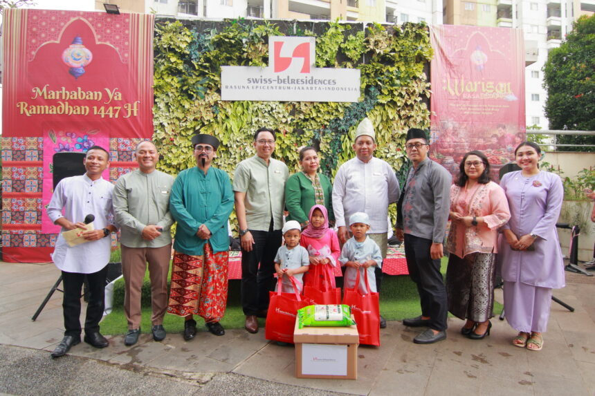 Penyerahan santunan. (Alidrian Fahwi/ipol.id).
