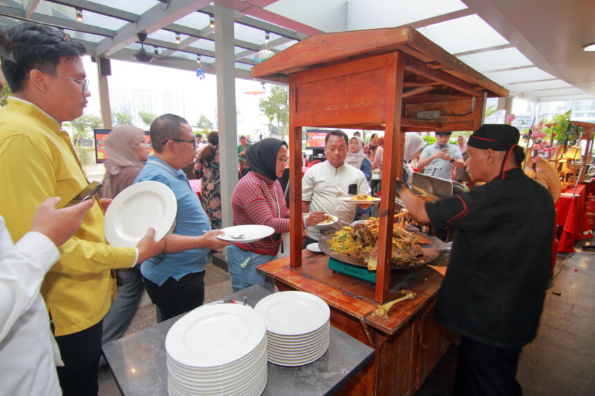 Ramadan Showcase Swiss-Belresidences Rasuna Epicentrum. (Alidrian Fahwi/ipol.id).