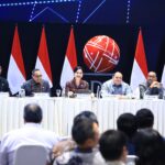 Pjs Ketua Dewan Komisioner OJK, Friderica Widyasari Dewi dalam Dialog Pasar Modal yang digelar di Main Hall Bursa Efek Indonesia, Jakarta, Minggu (1/2/2026).Foto: OJK