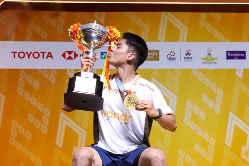 Muhammad Zaki Ubaidillah, yang akrab disapa Ubed, menunjukkan akselerasi peningkatan prestasi yang signifikan, setelah sebelumnya meraih gelar Super 100 dan medali perak SEA Games, Ubed kini berhasil naik kelas dengan menjuarai turnamen level Super 300.foto/dok/PBSI