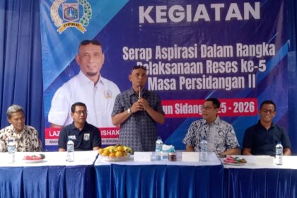 Anggota DPRD DKI Jakarta Fraksi Demokrat, Lazarus Simon Ishak. Foto: Dok ipol.id