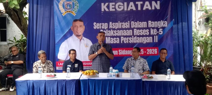 Anggota DPRD DKI Jakarta Fraksi Demokrat, Lazarus Simon Ishak. Foto: Dok ipol.id