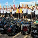 BNI lanjutkan aksi bersih-bersih Pantai Mertasari, Bali, dengan penyerahan bantuan sarana pengelolaan sampah kepada Tempat Pengolahan Sampah Reuse, Reduce, Recycle (TPS3R) Sekar Tanjung di Desa Sanur Kauh, Denpasar. Foto: Dok BNI