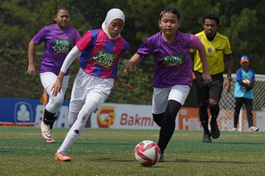 MilkLife Soccer Challenge Jakarta Seri 2 2025 - 2026 mempertandingkan KU 10 dan KU 12 berlangsung di Kingkong Soccer Arena dan Lapangan Brigif 1, Jakarta Timur, 12 -15 Februari 2026. Foto/Megapro