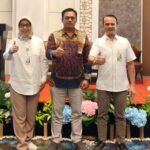 Kakanwil BPJS Ketenagakerjaan DKI Jakarta, Deny Yusyulian (kanan), Kabid Piutang Negara DJKN Kanwil DKI Jakarta, Gatot Muharto (tengah), dan Wakil Kakanwil BPJS Ketenagakerjaan DKI Galuh Santi Utari (kiri). Foto: BPJS Ketenagakerjaan