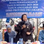 Anggota DPRD DKI, Neneng Hasanah saat pelaksanaan reses.(Foto Sofian/ipol.id)