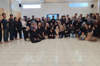 SILAT: Sosialisasi program BPJS Ketenagakerjaan di Perguruan Cingkrik Betawi Rempoa, Tangerang Selatan. (foto BPJS Ketenagakerjaan)