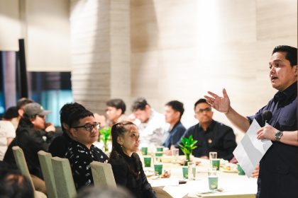 Menteri Pemuda dan Olahraga Republik Indonesia (Menpora RI) Erick Thohir melakukan silaturahmi dengan media, Selasa (24/2) malam, yang juga menjadi kesempatan mensosialisasikan program Kemenpora.