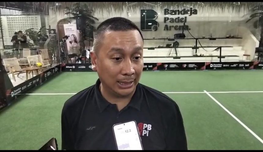 Ketua Umum Persatuan Besar Padel Indonesia (PBPI), Galih Dimuntur