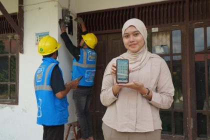 Pengajuan promo tambah daya listrik "Ramadan Terang, Lebaran Tenang" dilakukan sepenuhnya melalui aplikasi PLN Mobile. Foto: Dok PLN