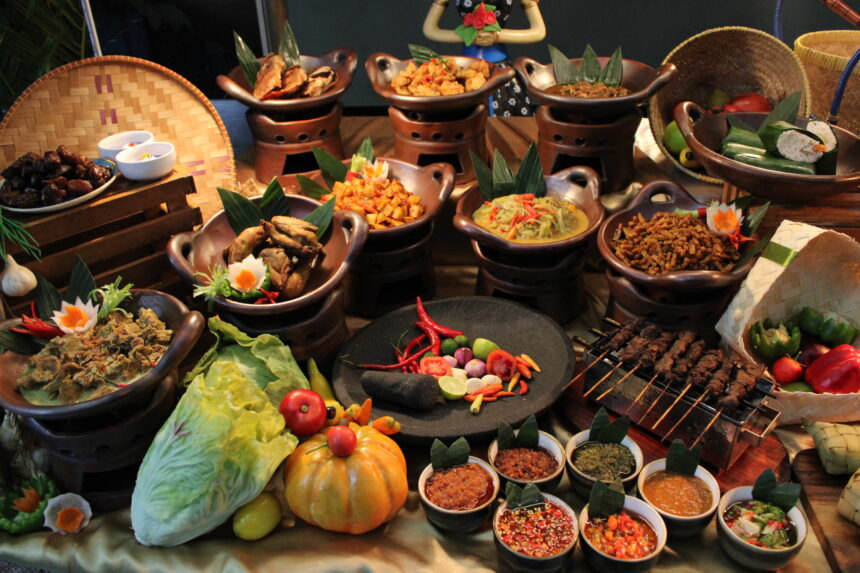 Merlynn Park Hotel Jakarta menghadirkan pengalaman berbuka puasa istimewa bertajuk “Treasure of Asian Taste”, sebuah sajian iftar buffet premium. (dok. Merlynn Park Hotel Jakarta)
