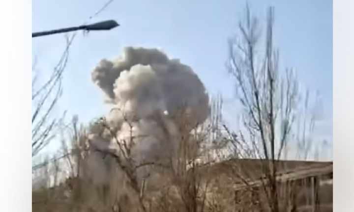 Israel dan AS serang Ibu Kota Iran, Teheran pada Sabtu pagi. Foto: X.com