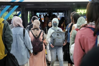 Penumpang Transjakarta. Foto: Ist