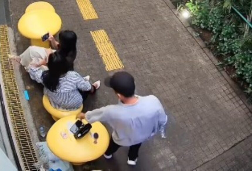 Terekam CCTV aksi pencurian di kawasan Blok M, Kebayoran Baru, Jakarta Selatan. Foto: Instagram @jakartaselatan24jam.