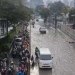 Banjir rendam ruas jalan di Jakbar. Foto: Ist