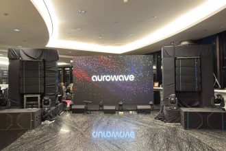 V2 Indonesia resmi memperkenalkan aurowave, merek audio profesional terbaru pada Kamis (26/2/2026) di Menara Imperium, Kuningan, Jakarta Selatan. (istimewa).