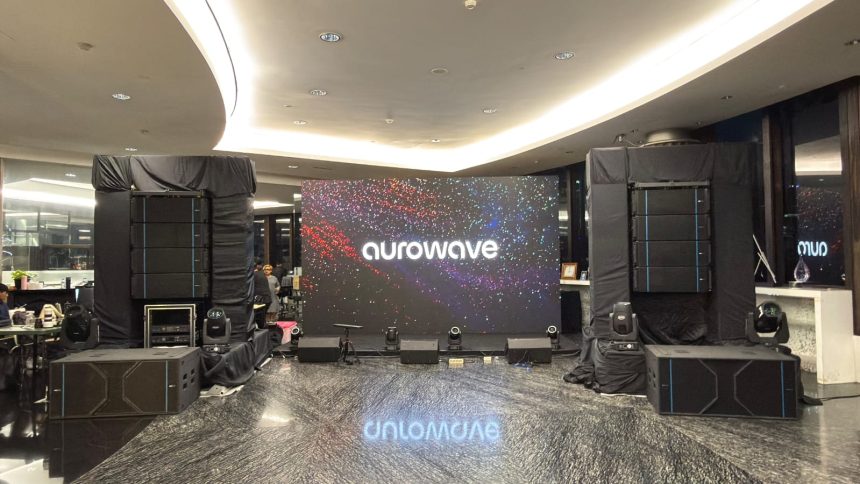 V2 Indonesia resmi memperkenalkan aurowave, merek audio profesional terbaru pada Kamis (26/2/2026) di Menara Imperium, Kuningan, Jakarta Selatan. (istimewa).
