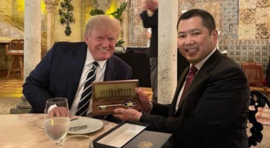 Donald Trump dan Hary Tanoesudibjo yang diduga disebut dalam Epstein Files. Foto: X @yxg_quy