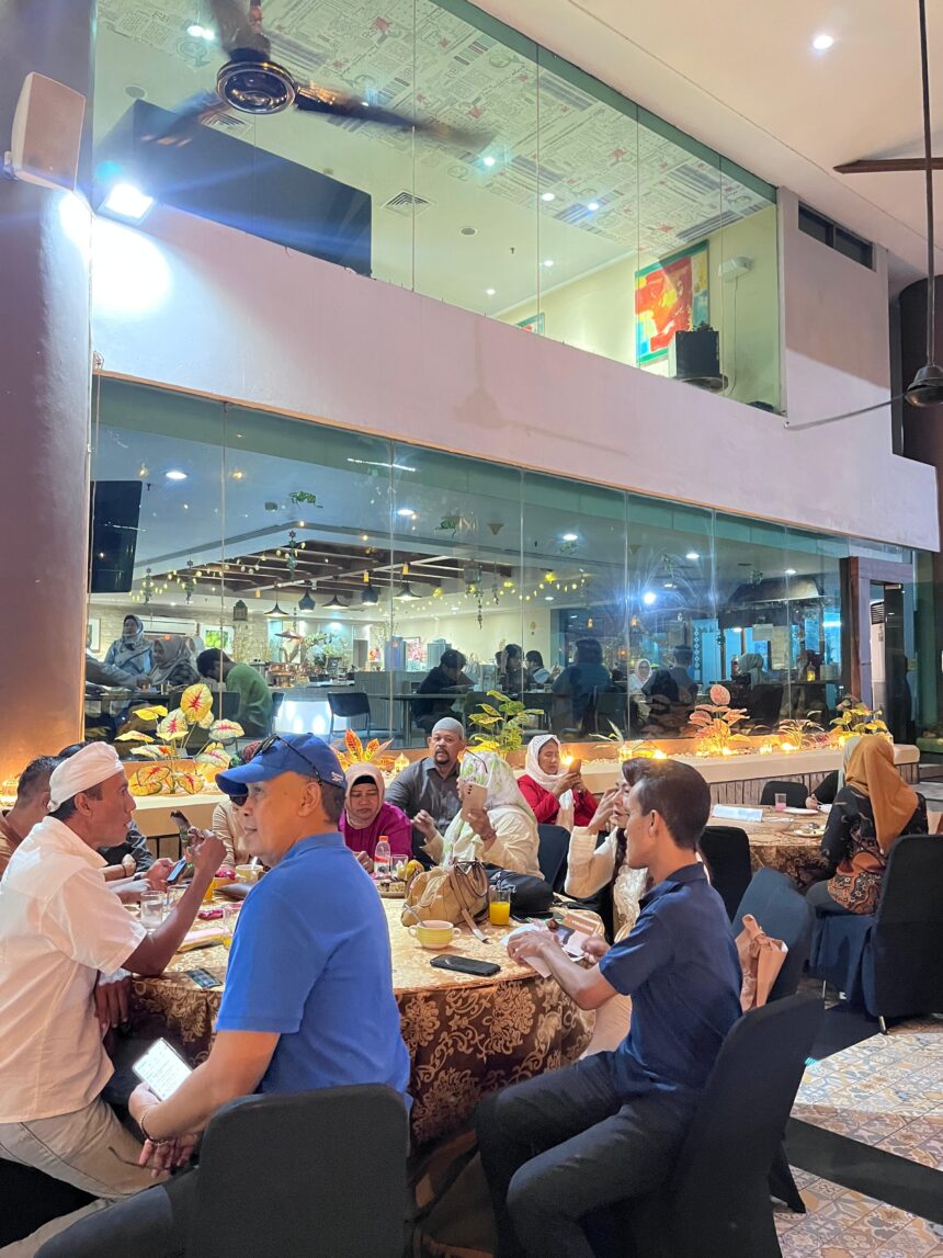 Menyambut bulan suci Ramadan, Tamarin Hotel Jakarta menghadirkan pengalaman berbuka puasa istimewa melalui program “Kampoeng Ramadhan”