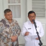 Gubernur DKI Jakarta, Pramono Anung saat memberikan keterangan pada wartawan. Foto: Sofian/ipol.id