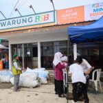 BNI memperkuat implementasi ekonomi sirkular sekaligus mendorong inklusi keuangan melalui Program BNI Agen46 Bank Sampah. Foto: Dok BNI