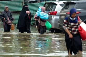 Banjir Rob Terjang Desa Tanjung Pasir Kecamatan Teluknaga, Kabupaten Tangerang