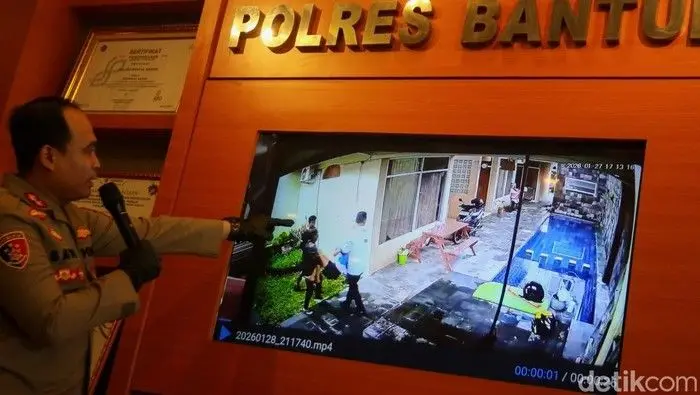 Polres Bantul mengungkap tabir kematian mantan Sekretaris Jenderal Pordasi DKI Jakarta, Herlan Matrusdi (68). Korban dipastikan menjadi korban penganiayaan selama sepekan sebelum jasadnya ditemukan di kawasan Gumuk Pasir, Parangtritis, Bantul, DIY, Rabu (28/1). Foto/ist