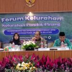 Asisten Perekonomian dan Pembangunan Kota Administrasi Jakarta Selatan, Sayid Ali dan jajaran dalam Musyawarah Perencanaan Pembangunan (Musrenbang) Kelurahan Pondok Pinang, Kecamatan Kebayoran Lama, Jakarta Selatan, Kamis (5/2/2026). Foto: Ist