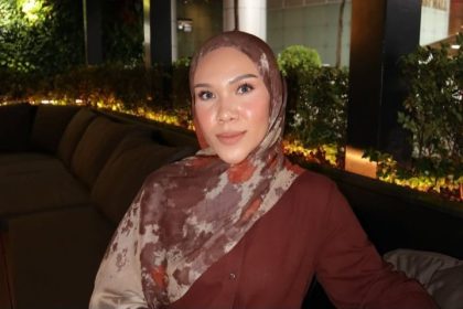 Cut Rizki akhirnya menyampaikan permintaan maaf terbuka, ia mengakui ucapannya merupakan kekhilafan dan berjanji lebih bijak dalam menyampaikan pendapat ke depan. Foto: IG @crvhons