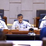 Menaker Yassierli dalam Rapat Kerja bersama Komisi IX DPR RI di Jakarta.