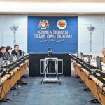 Menpora RI Erick Thohir bertemu Menteri Belia dan Sukan (Menteri Pemuda dan Olahraga) Malaysia Muhammed Taufiq Johari, Selasa (10/2). (foto:istimewa)