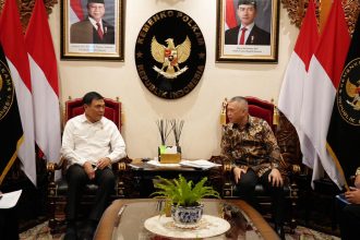 Menkopolkam (ka) bertemu Menhub di Kantor Kemenkopolkam Jakarta pada Selasa (24/02/2026). Foto: Dok Humas Kemenhub