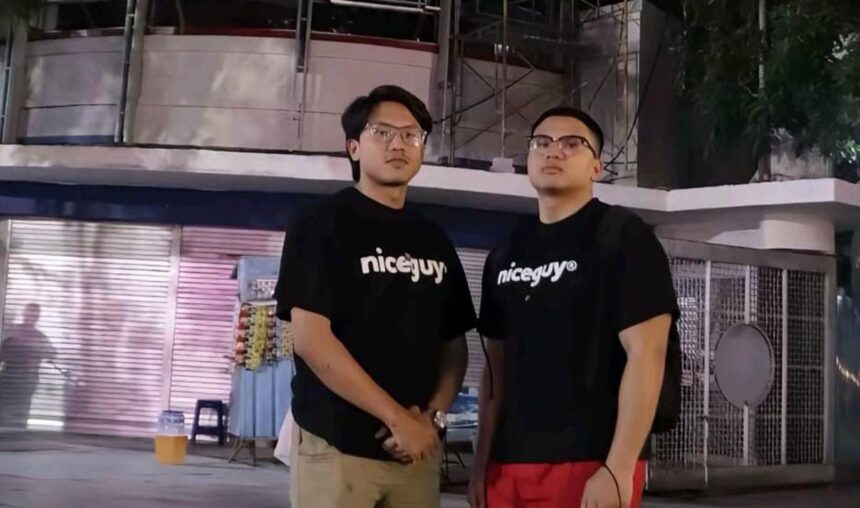 YouTuber Resbob dan Bigmo kini berstatus tersangka setelah dilaporkan Azizah Salsha atas dugaan pencemaran nama baik. Foto: TikTok @resbobbb