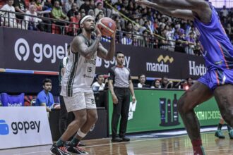 Pelatih Bogor Hornbills, Ungkap Kunci bungkam Hangtuah Jakarta. Foto/ibl