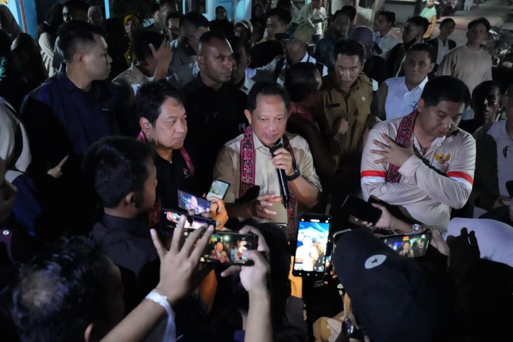 33ba19f5 2f8c 42cf b438 f5d550eb362d