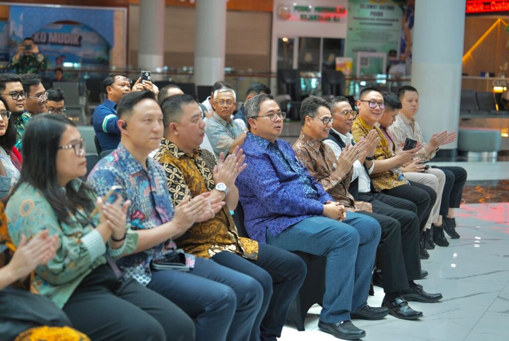 OT Group menjalin kemitraan strategis dengan PT ASDP Indonesia Ferry (Persero) untuk memperkuat ekosistem layanan di empat pelabuhan utama dengan volume penumpang tertinggi saat musim mudik. (dok. ASDP).