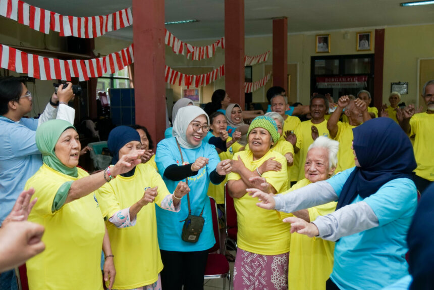 McDonald’s Indonesia juga menghadirkan berbagai kontribusi sosial yang berfokus pada kesejahteraan masyarakat. Sepanjang periode studi, perusahaan menyalurkan lebih dari Rp2,2 miliar donasi dan mendistribusikan lebih dari 72.000 porsi makanan untuk mendukung panti asuhan, sekolah, hingga panti wreda. (istimewa).