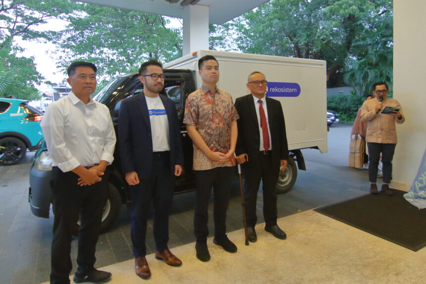 Santika Indonesia Hotels & Resorts gandeng Rekosistem gulirkan program waste management. (Alidrian Fahwi/ipol.id).