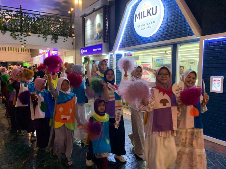 Anak Panti Asuhan Berpartisipasi di City Parade KidZania
