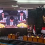 Ketua DPRD DKI Jakarta, Khoiruddin saat memimpin sidang Paripurna.(Foto Sofian/ipol.id)
