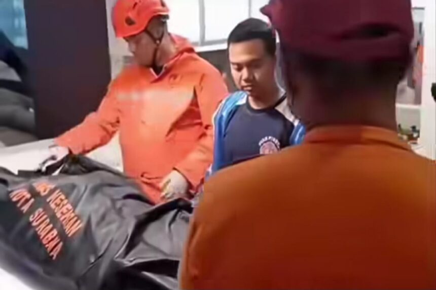 Cuaca ekstrem tak terduga, gondola terguncang hebat. Satu pekerja selamat, satu lainnya meninggal di lokasi. Foto: IG @ini_surabaya