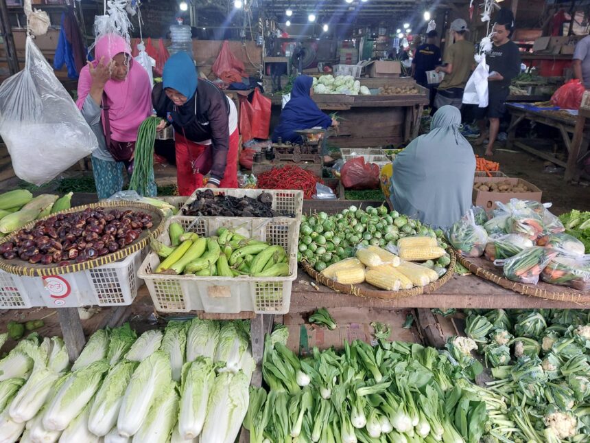 Pemerintah pastikan stok pangan nasional aman dan harga tetap terkendali. Foto: Ipol.id/Vinolla Romadhona