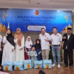 Ketua PGI Kota Depok, H. Hamzah, bersama atlet dan jajaran pengurus dalam Raker PGI Kota Depok Tahun 2026 yang digelar di Hotel Bumi Wiyata, Depok, pada Minggu (8/3/2026). Foto: Dok Sol / ipol.id